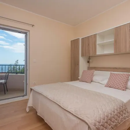 Stella Maris 아파트